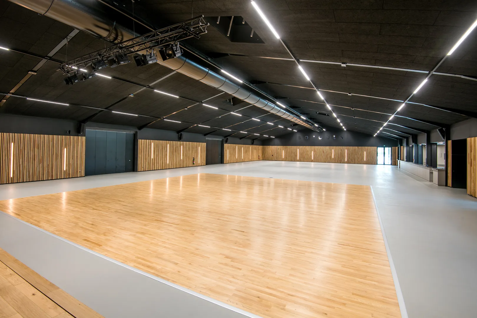 Complexe des salles associatives - Bozouls (12) - Commune de Bozouls - vue 15