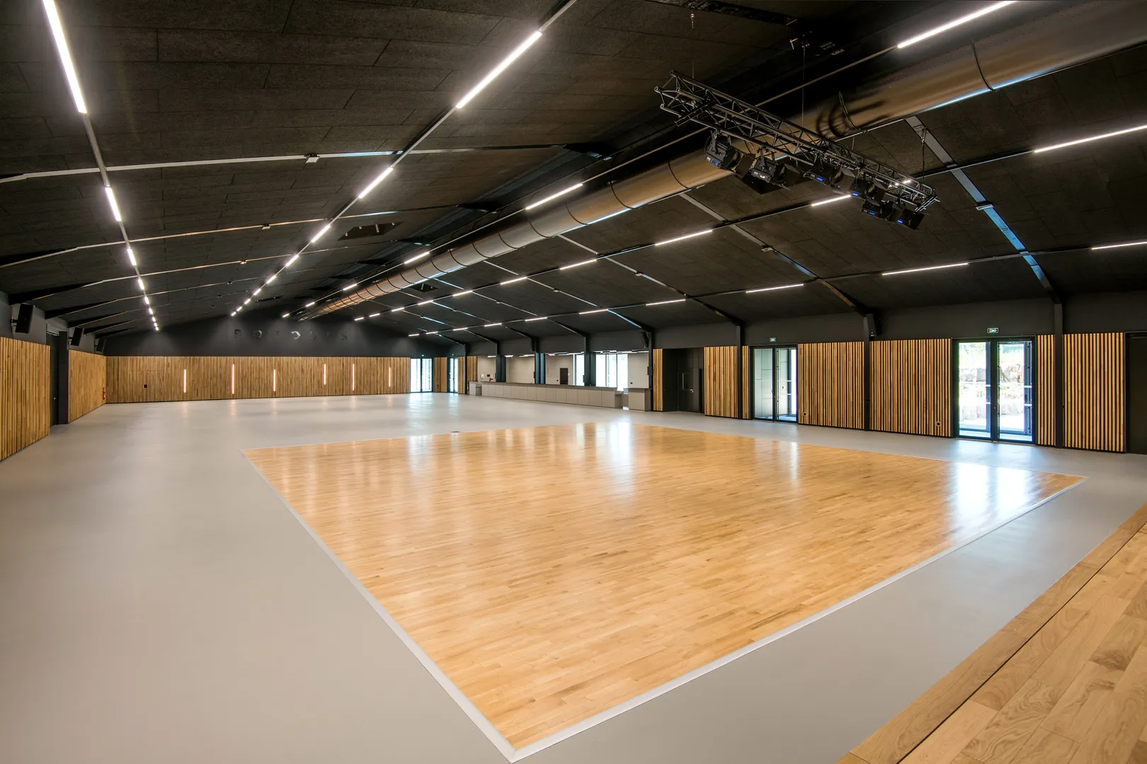 Complexe des salles associatives - Bozouls (12) - Commune de Bozouls - vue 16
