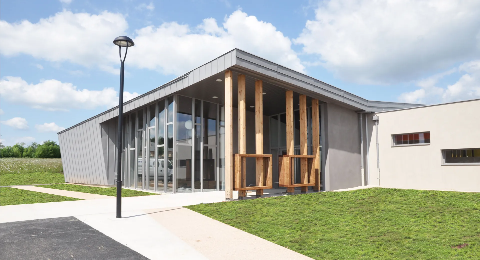 École primaire - Balsac (12) - Commune de Balsac