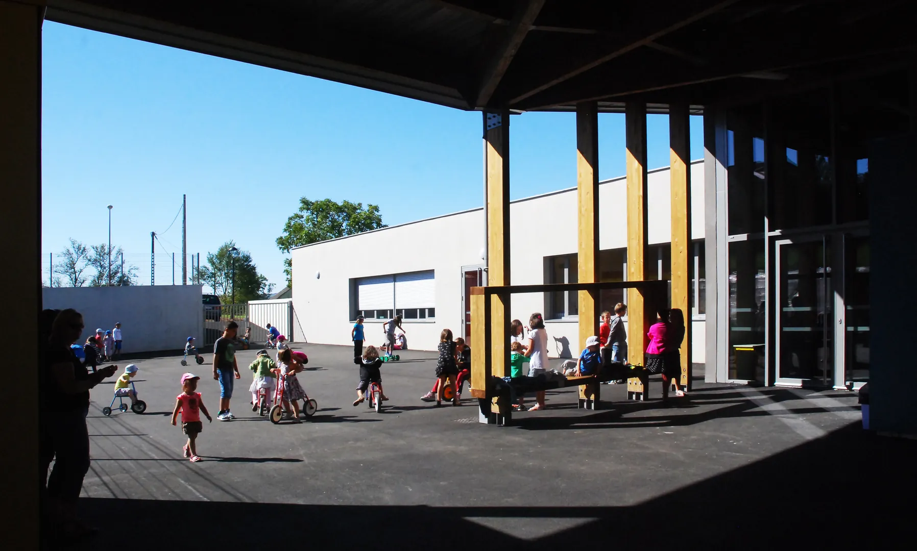 École primaire - Balsac (12) - Commune de Balsac - vue 6