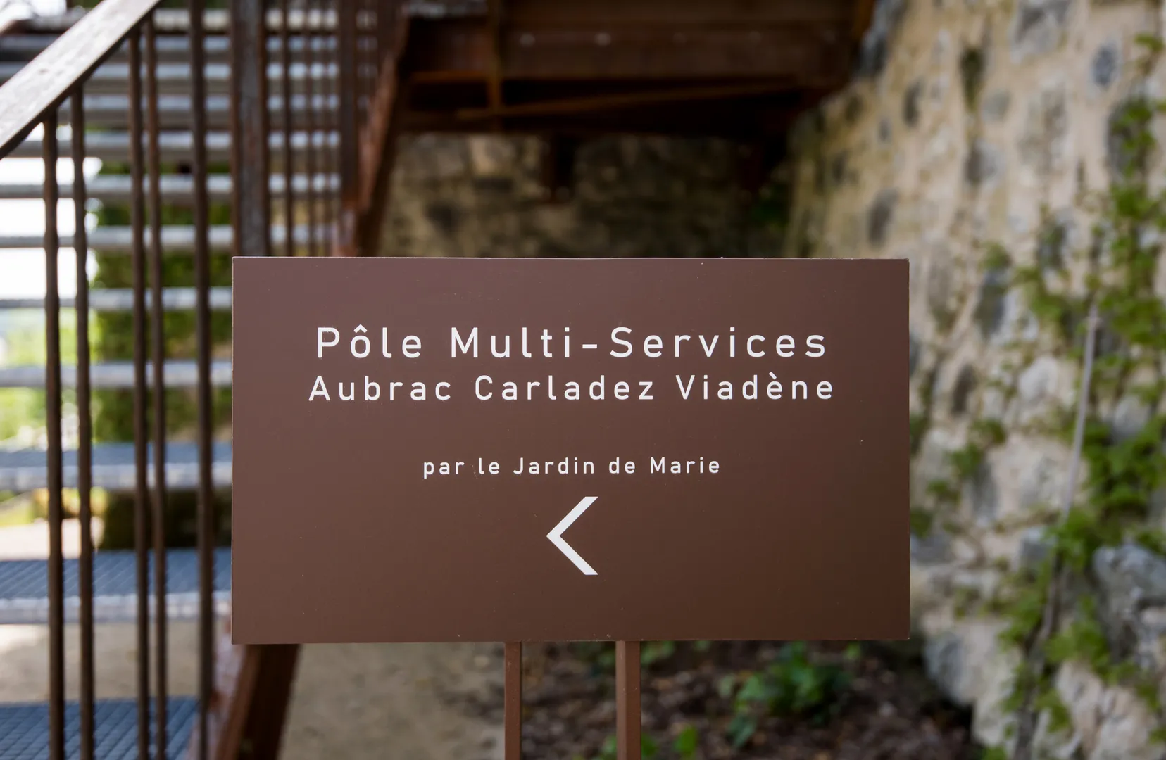 Reconversion de l&rsquo;Hôtel Mandilhac en Pôle Multi-services - Mur-de-Barrez (12) - Communauté des communes Aubrac, Carladez et Viadène - vue 6