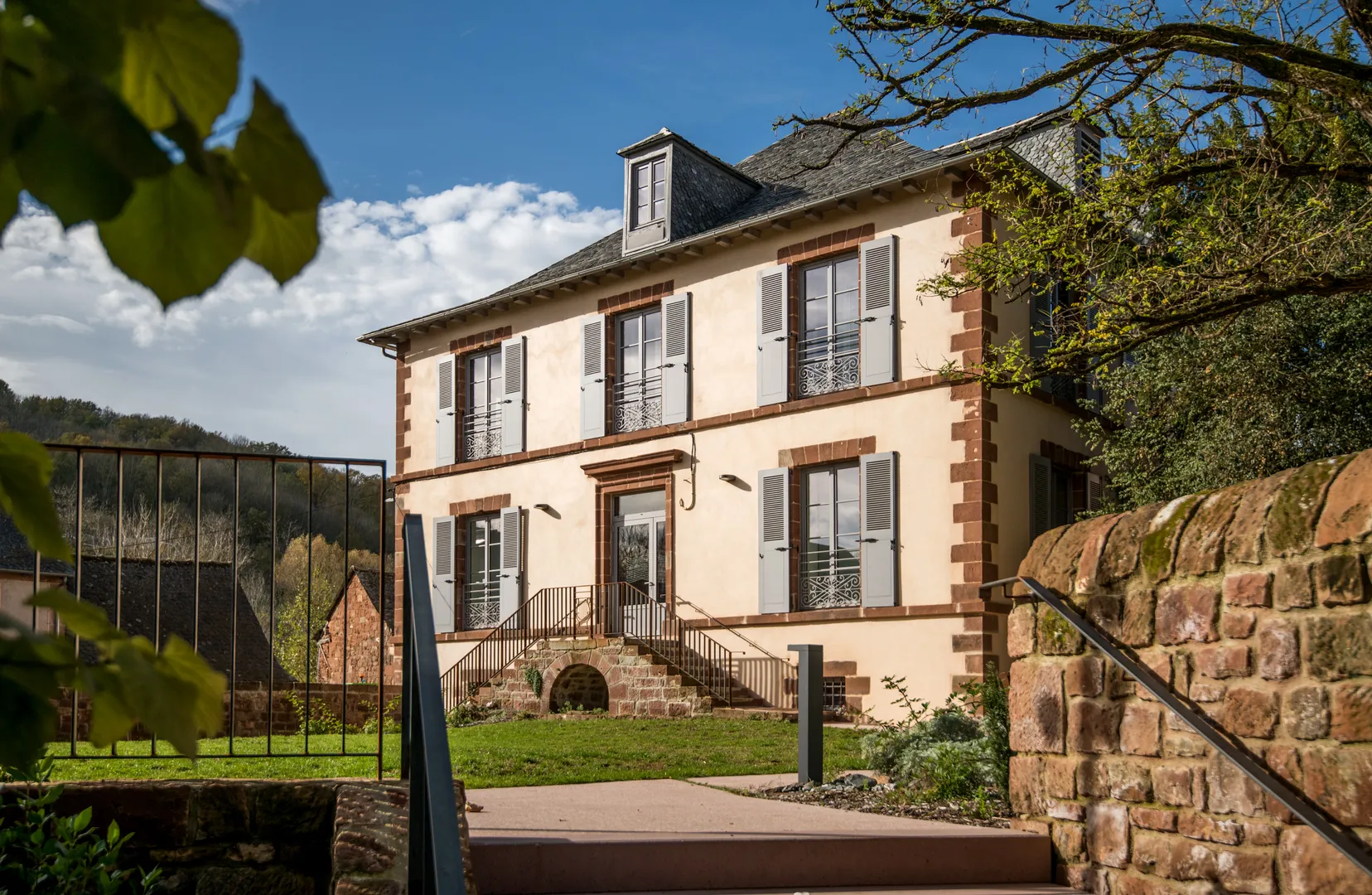 Pôle culturel et associatif - Marcillac-Vallon (12) - Commune de Marcillac-Vallon - vue 2