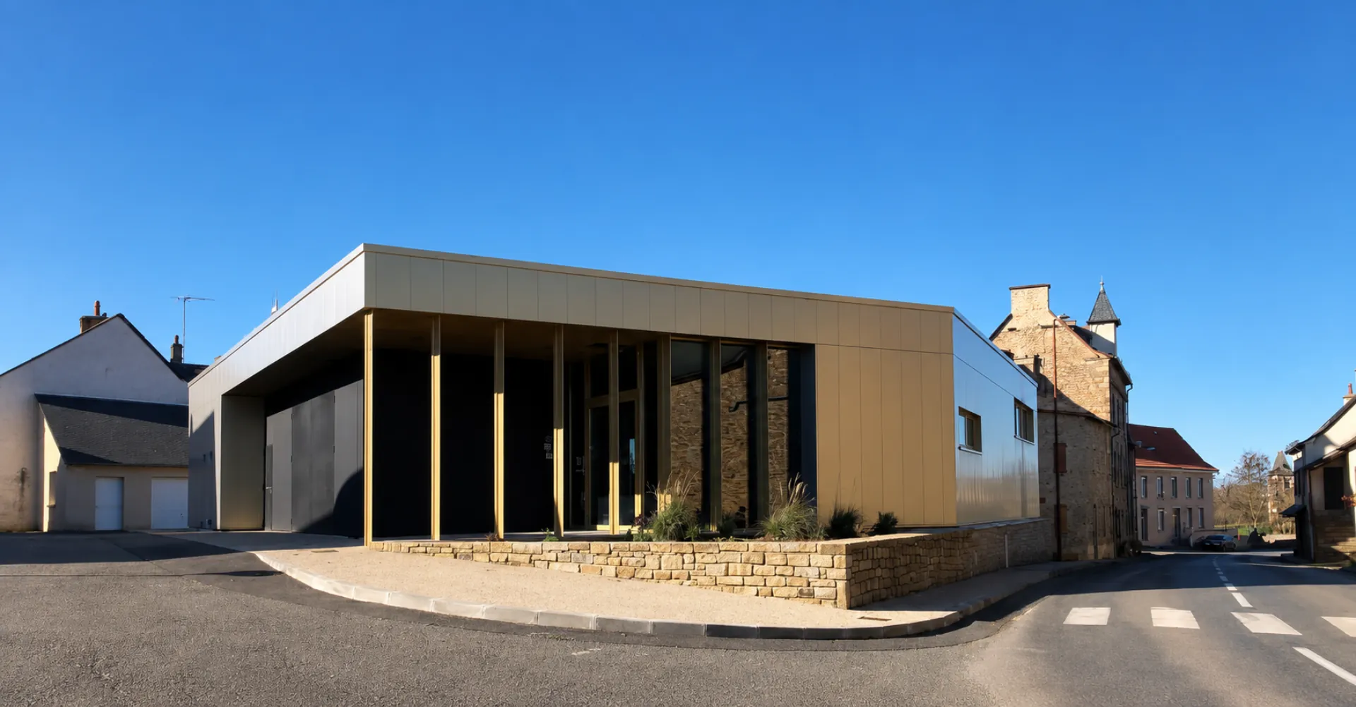 Salle d&rsquo;animation - Roussennac (12) - Commune de Roussennac