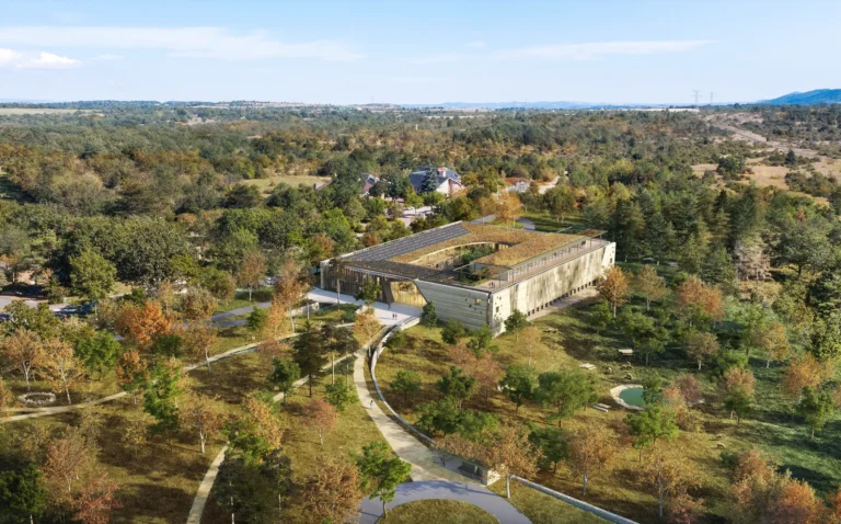 Construction du siège de la CRNMP